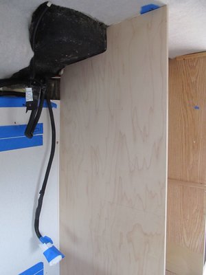 stove-refrig wall.jpg
