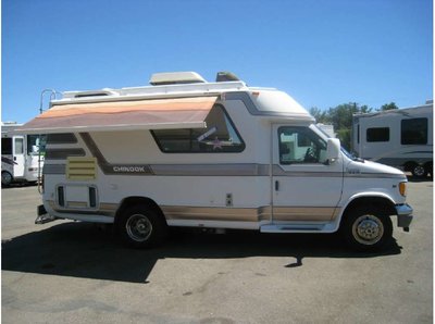 passenger side, awning out.jpg