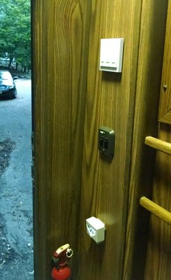 wall_switch_rear.jpg
