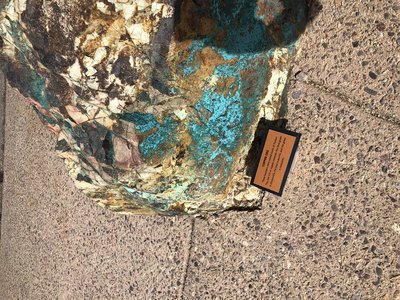 This is natural copper ore.