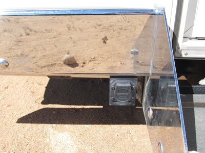Trailer 7-way connector front.jpg