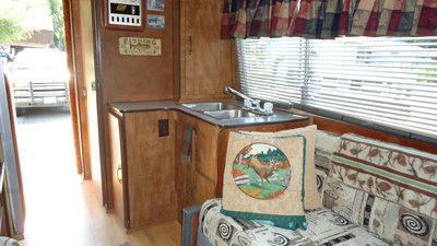 kitchen sink side.jpg