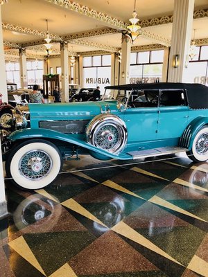 Gorgeous Duesenberg
