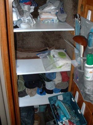 Closet1.JPG
