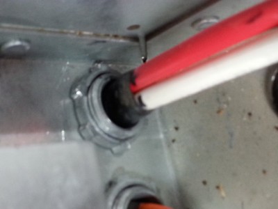 batt-wires.jpg