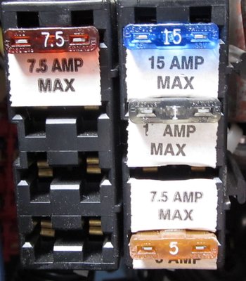 Chinook added fuse block.jpg