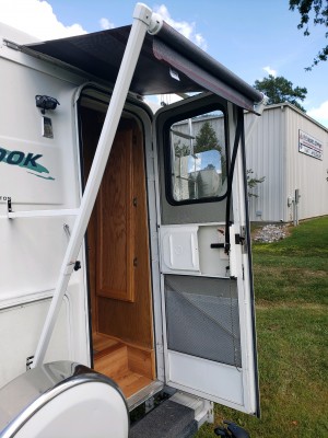awning 5.jpg