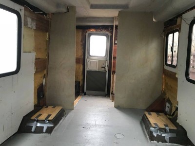 Concourse-stripped-bare_facing-back_shows-wiring.jpg