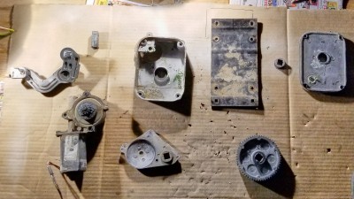 20200328_193430~2.jpg (803.06 KiB) Viewed 115931 times Dismantled Parts from Gear Box