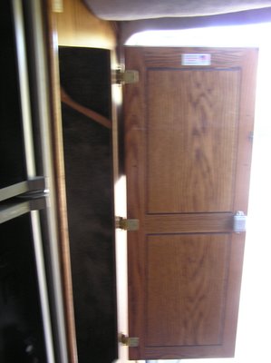 closet door inside.JPG
