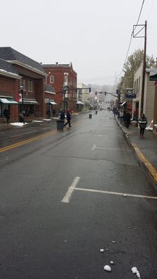 20160409_Chinook Lewisburg Wv Chocolate Festival2.jpg